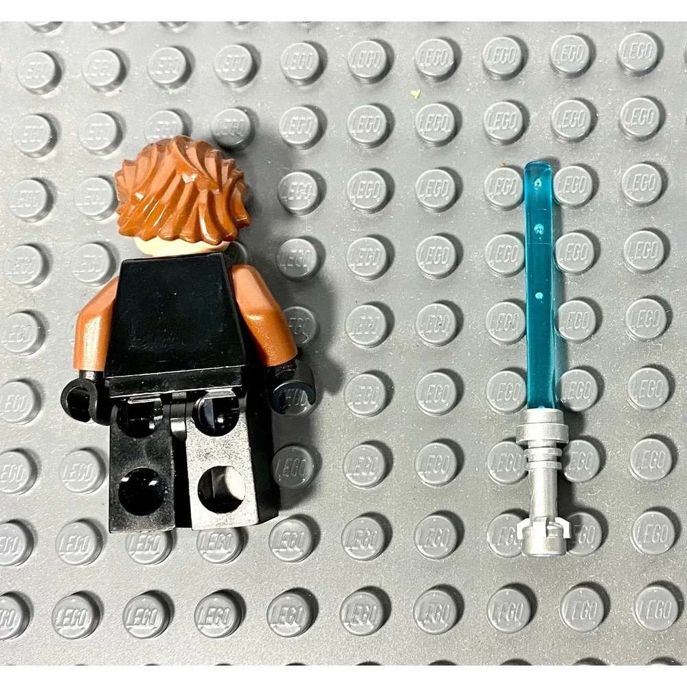 Lego Star Wars Anakin Skywalker Minifigure Blue Lightsaber Set 8098 Clone Wars
